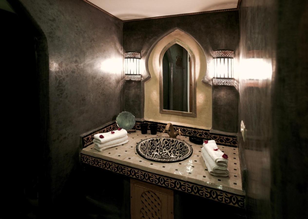 Riad Laylati *