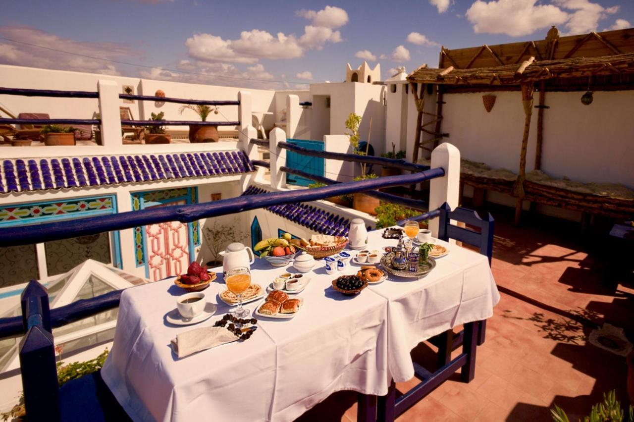 Riad Laylati Riad
